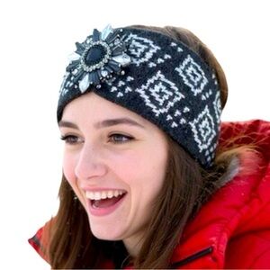 NWT BADGLEY MISCHKA Black White Rhinestone Knit Headband